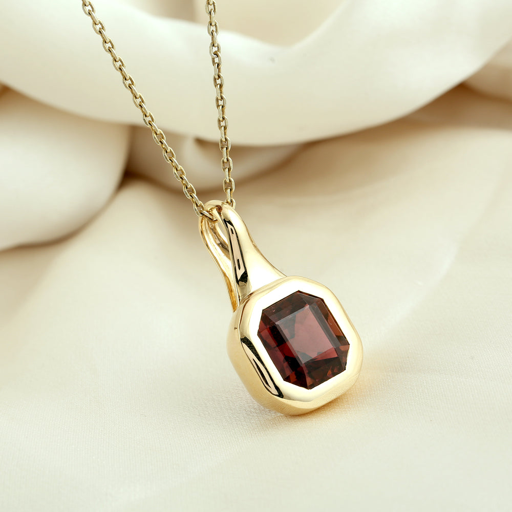 Pink Octagon Tourmaline Gemstone 18K Yellow Gold Beautiful Pendant Jewelry