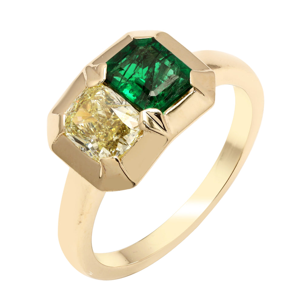 Bezel Set Emerald Channel Set Rose Cut Diamond Cocktail Ring In 18K Yellow Gold