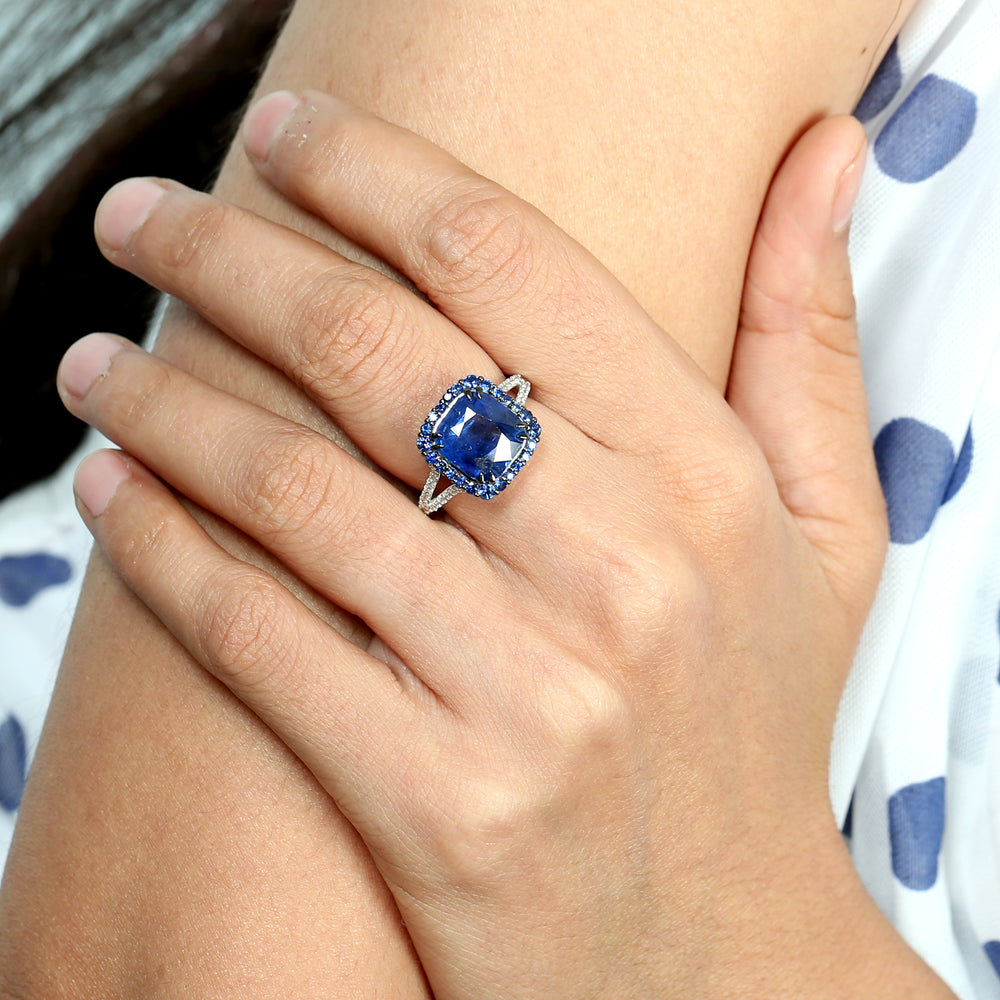 18k White Gold Pave Blue Sapphire Gemstone Pave Diamond Solitaire Ring