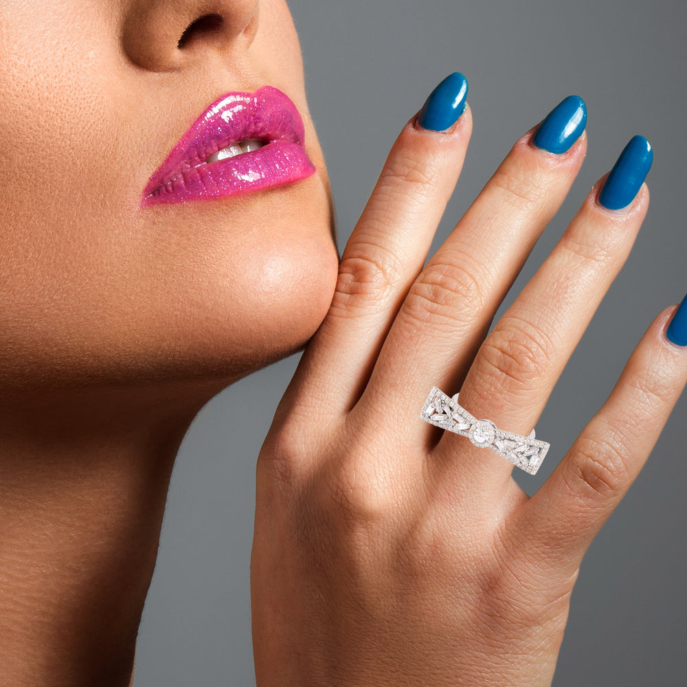 Diamond Bow Promise Ring in 18K White Gold – Tapered Cut Sparkle for Her