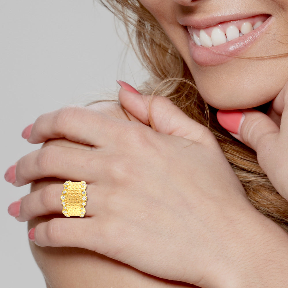 Natural Diamond Bezel Designer Band Ring In 18K Yellow Gold