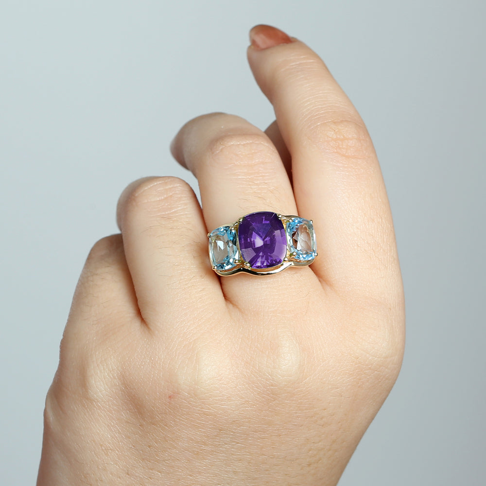 Cushion Cut Amethyst Prong Blue Topaz Three Stone Ring In Yellow Gold