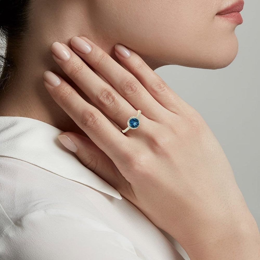 London Topaz Gemstone Pave Diamond Solitaire Ring In 18K Yellow Gold