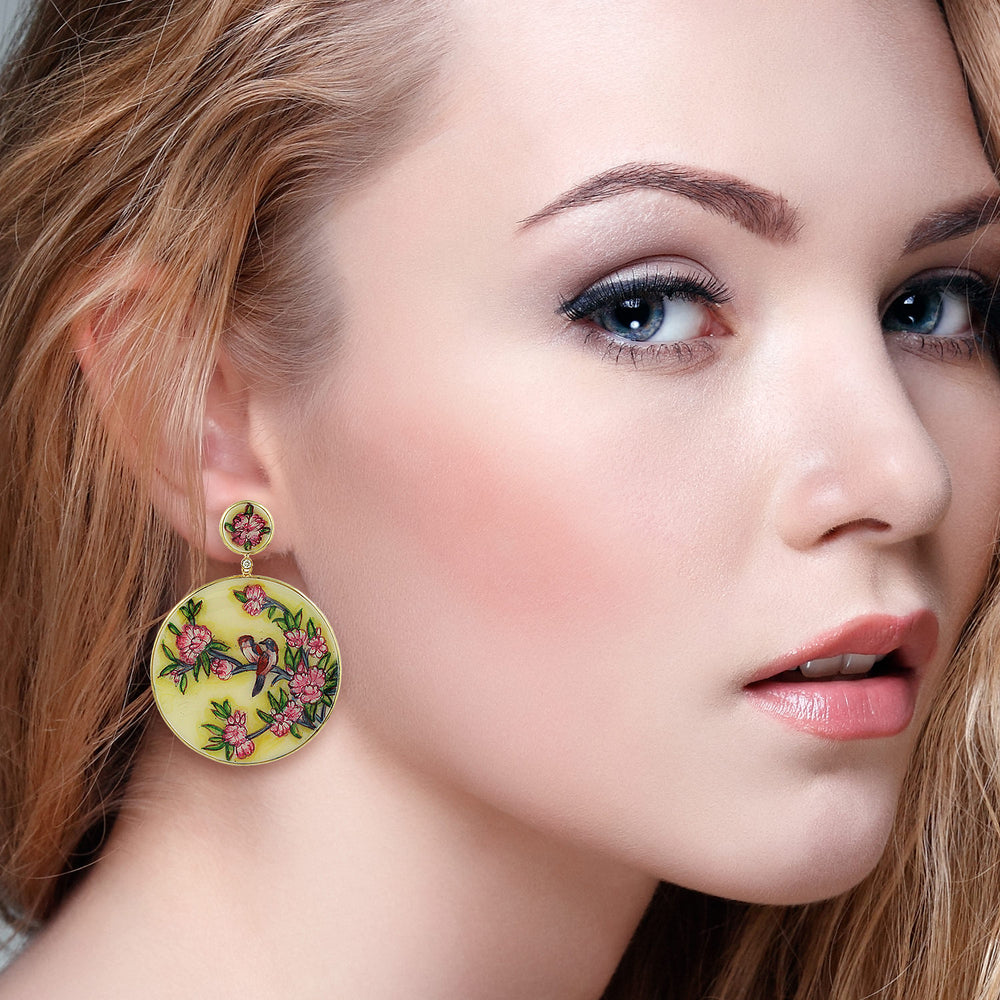 Picture Bakelite Prong Diamond Flower Dangler In 18K Yellow Gold