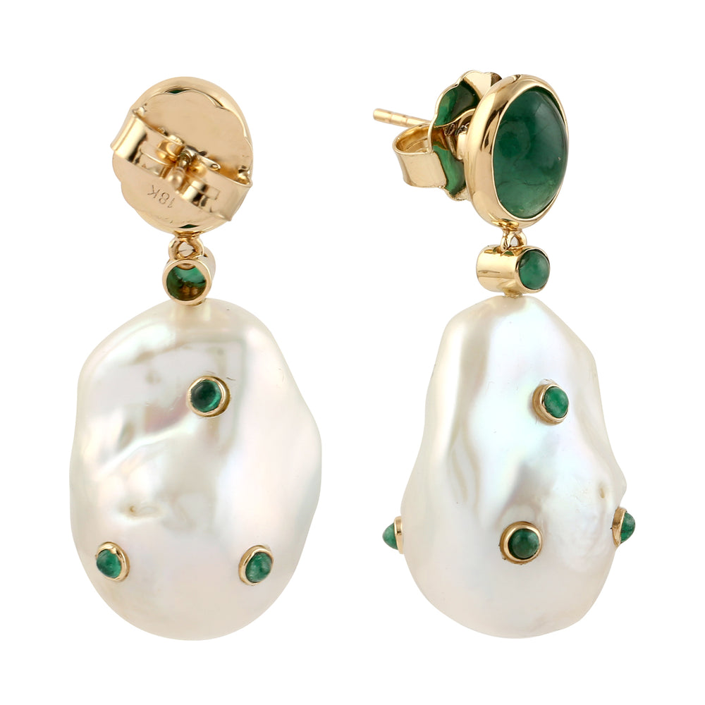 Pearl Chinese Bezel Emerald Gemstone Dangle Earrings In 18k Yellow Gold