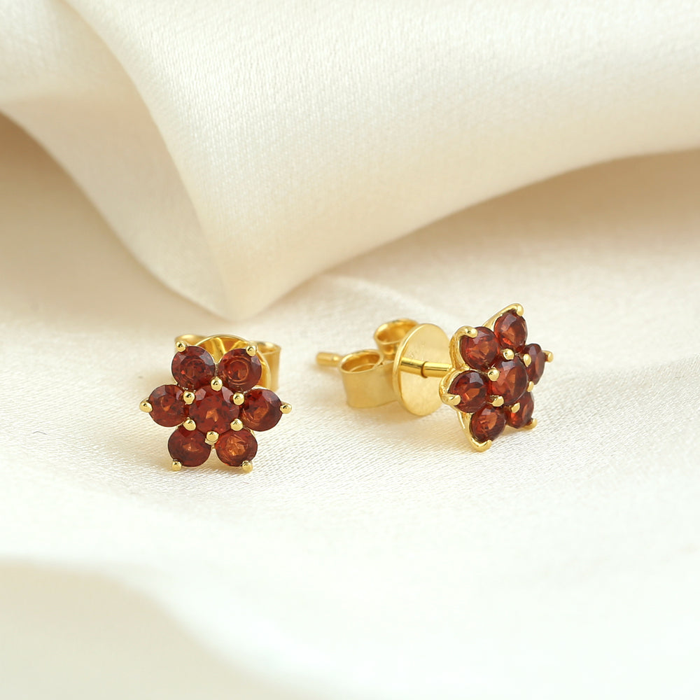 Garnet Gemstone Daisy Stud Earrings In 10k Yellow Gold