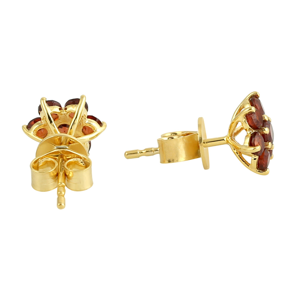 Garnet Gemstone Daisy Stud Earrings In 10k Yellow Gold