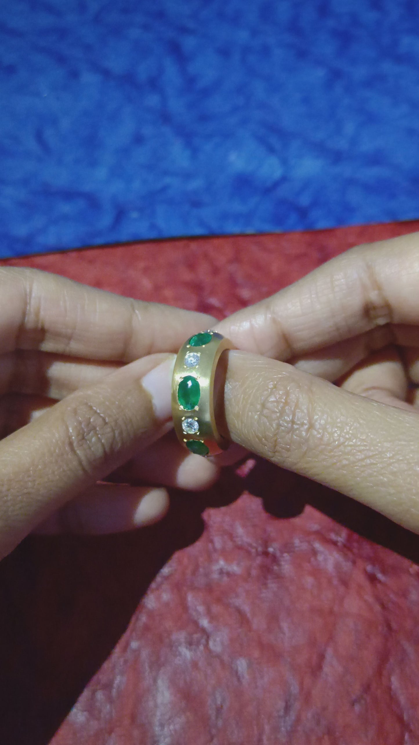 Oval Cut Emerald Bezel Diamond Band Ring In 18K Yellow Gold