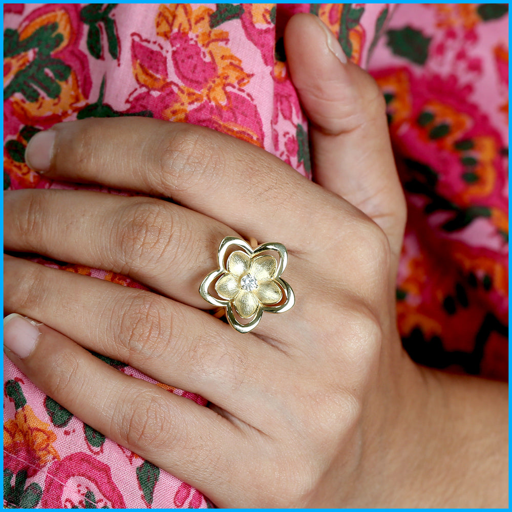 14k Yellow Gold Daisy Diamond Ring For Gift