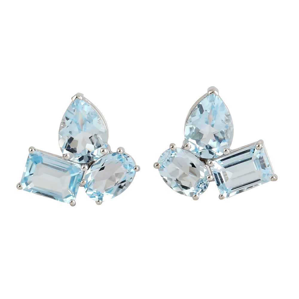 Blue Topaz Beautiful Stud Earrings in 18k White Gold